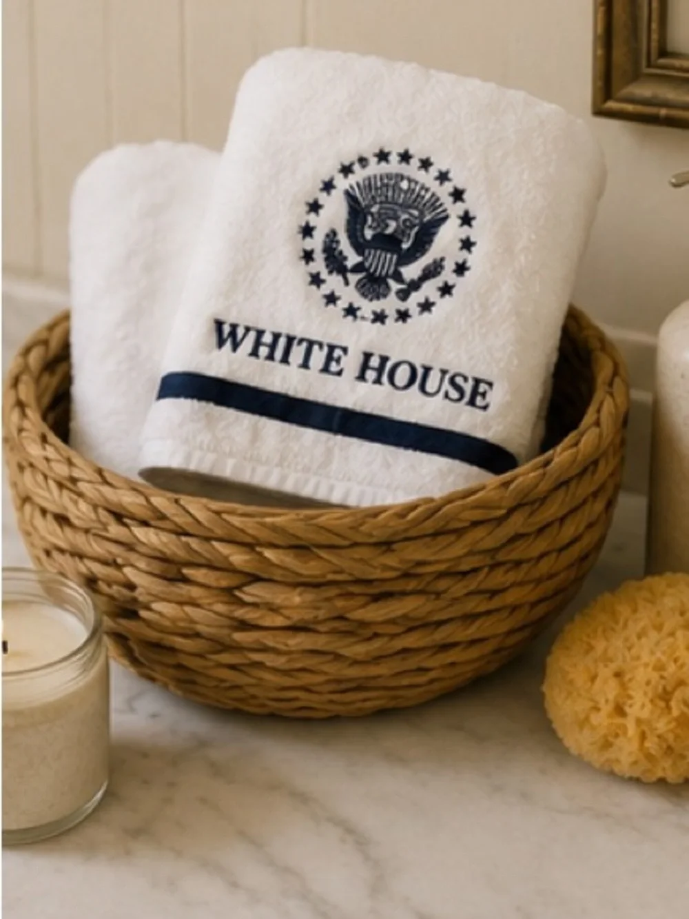 VINTAGE WHITE HOUSE EMBLEM COTTON TOWEL SET 2 pcs